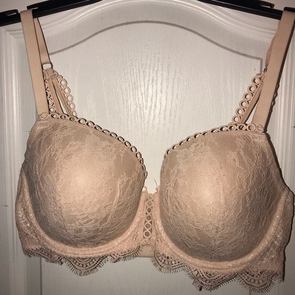 Victoria’s Secret Bra 34DDD